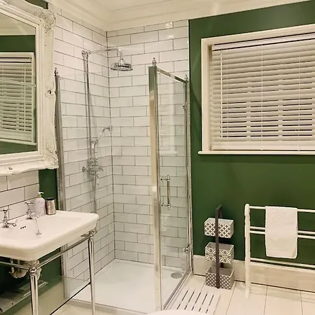 Stylish Georgian Townhouse, Yorkshire - Sleeps 12 * 伊辛沃尔德