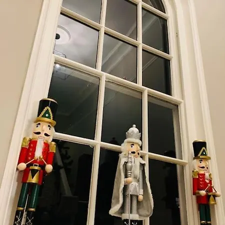 Stylish Georgian Townhouse, Yorkshire - Sleeps 12 度假居 *