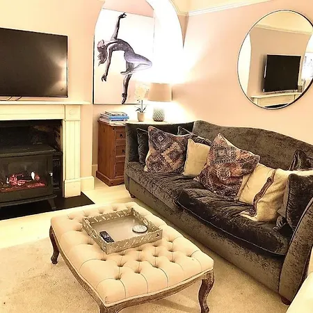 Stylish Georgian Townhouse, Yorkshire - Sleeps 12 * 伊辛沃尔德