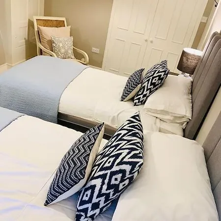Stylish Georgian Townhouse, Yorkshire - Sleeps 12 *