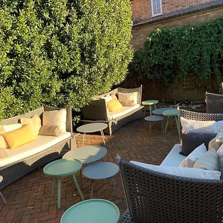 Stylish Georgian Townhouse, Yorkshire - Sleeps 12 * 伊辛沃尔德