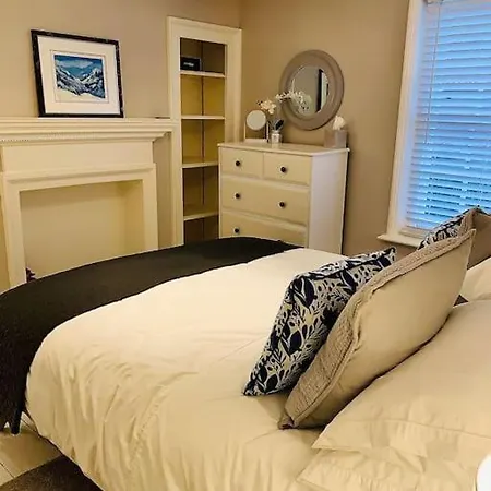 بيت للعطل Stylish Georgian Townhouse, Yorkshire - Sleeps 12 إيسينغولد