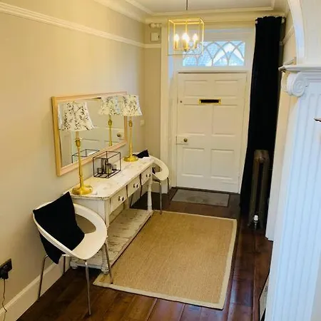 بيت للعطل Stylish Georgian Townhouse, Yorkshire - Sleeps 12